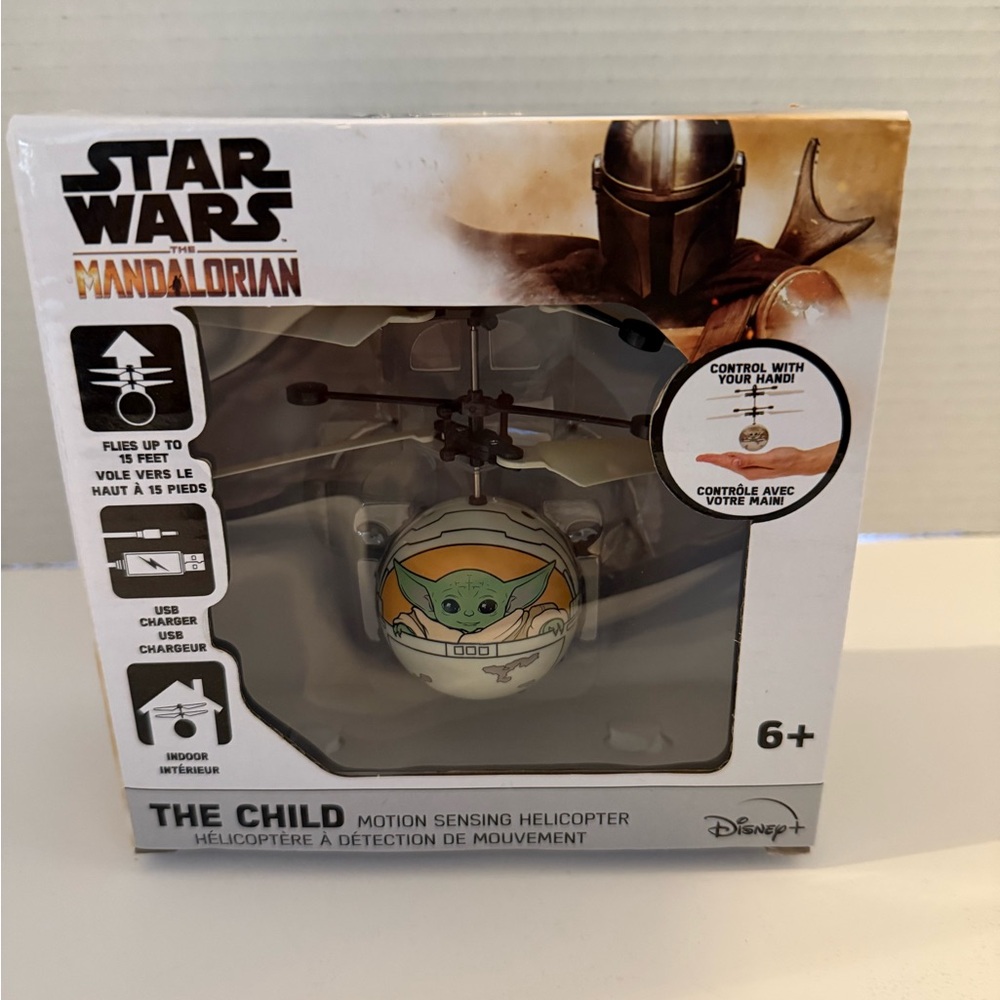 Star Wars The Mandalorian Baby Yoda Motion Sensing Helicopter